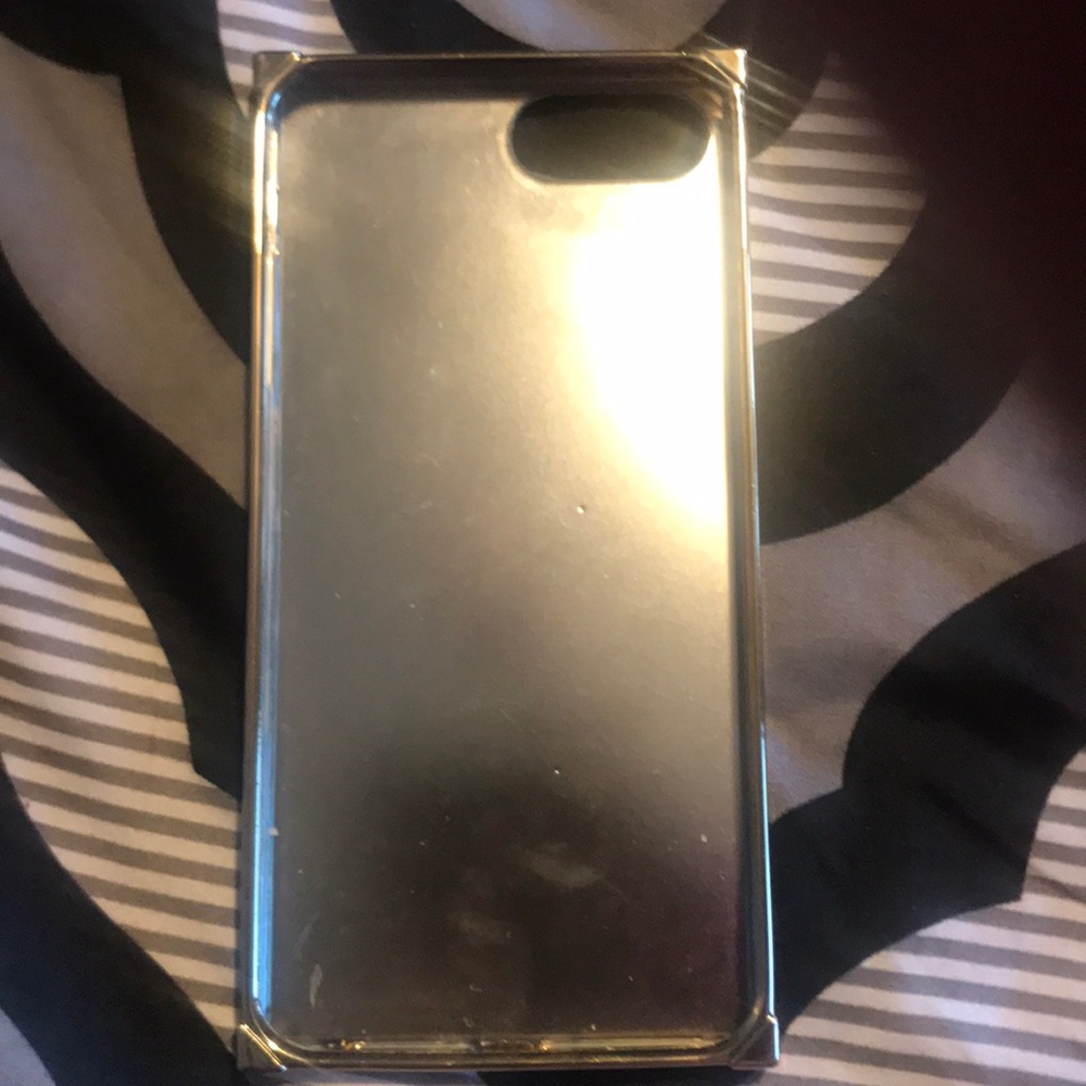 iPhone 7 Plus case - Picture 2 of 2